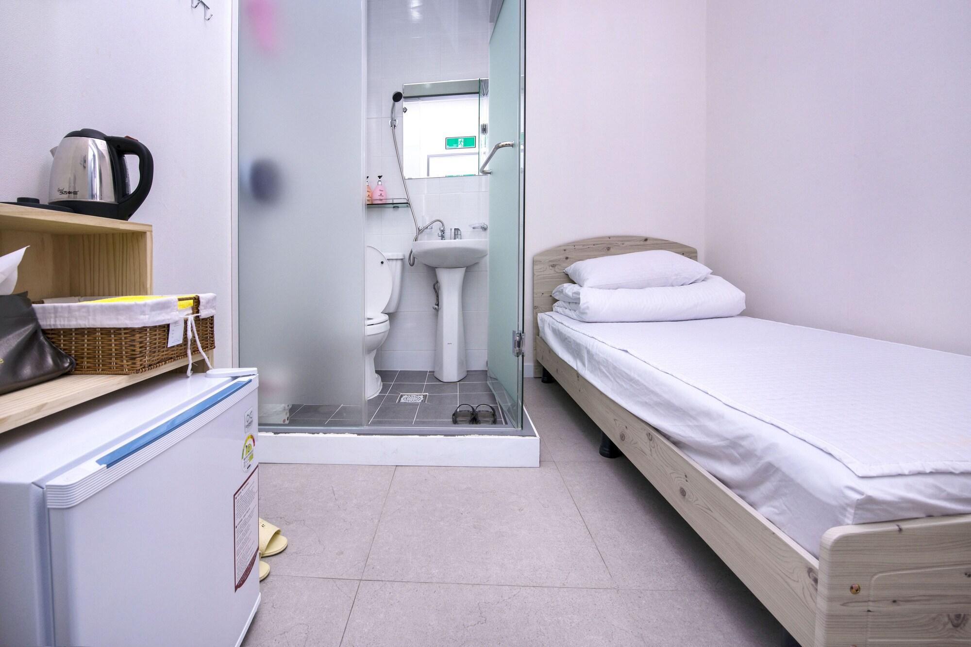 24 Guesthouse Kyunghee University Σεούλ Εξωτερικό φωτογραφία